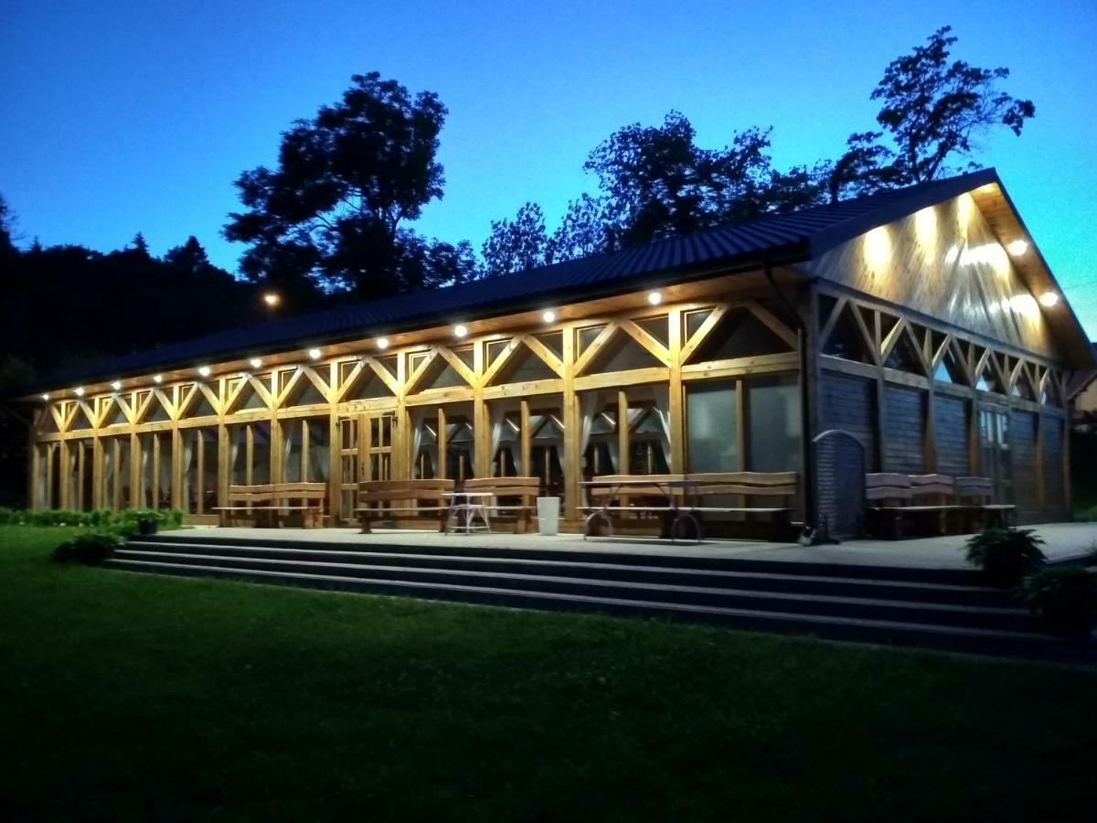 Hotel Gosciniec Olecki - Karczma Margrabowa Olecko Esterno foto